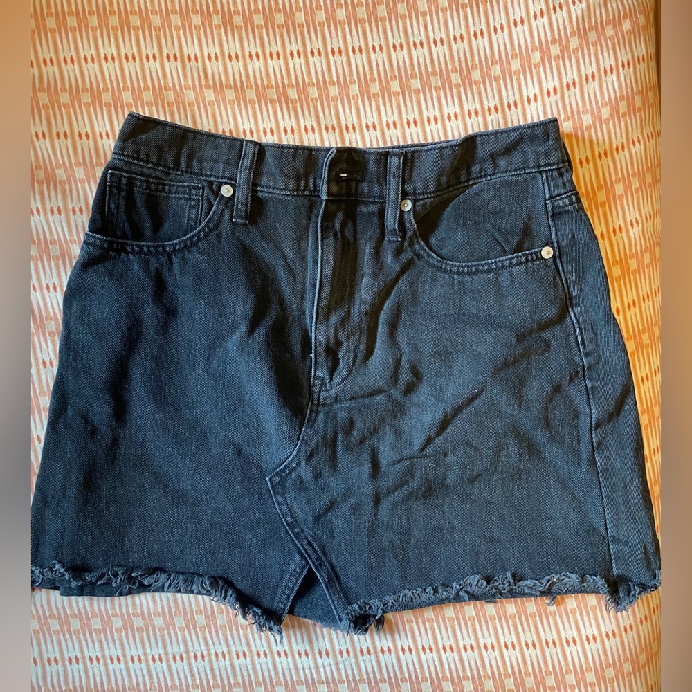 Madewell black denim skirt size 28